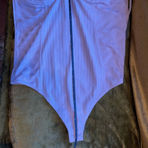 NWT AllSaints SZ 10 Blush Yuni Bodysuit! - Picture 10 of 12